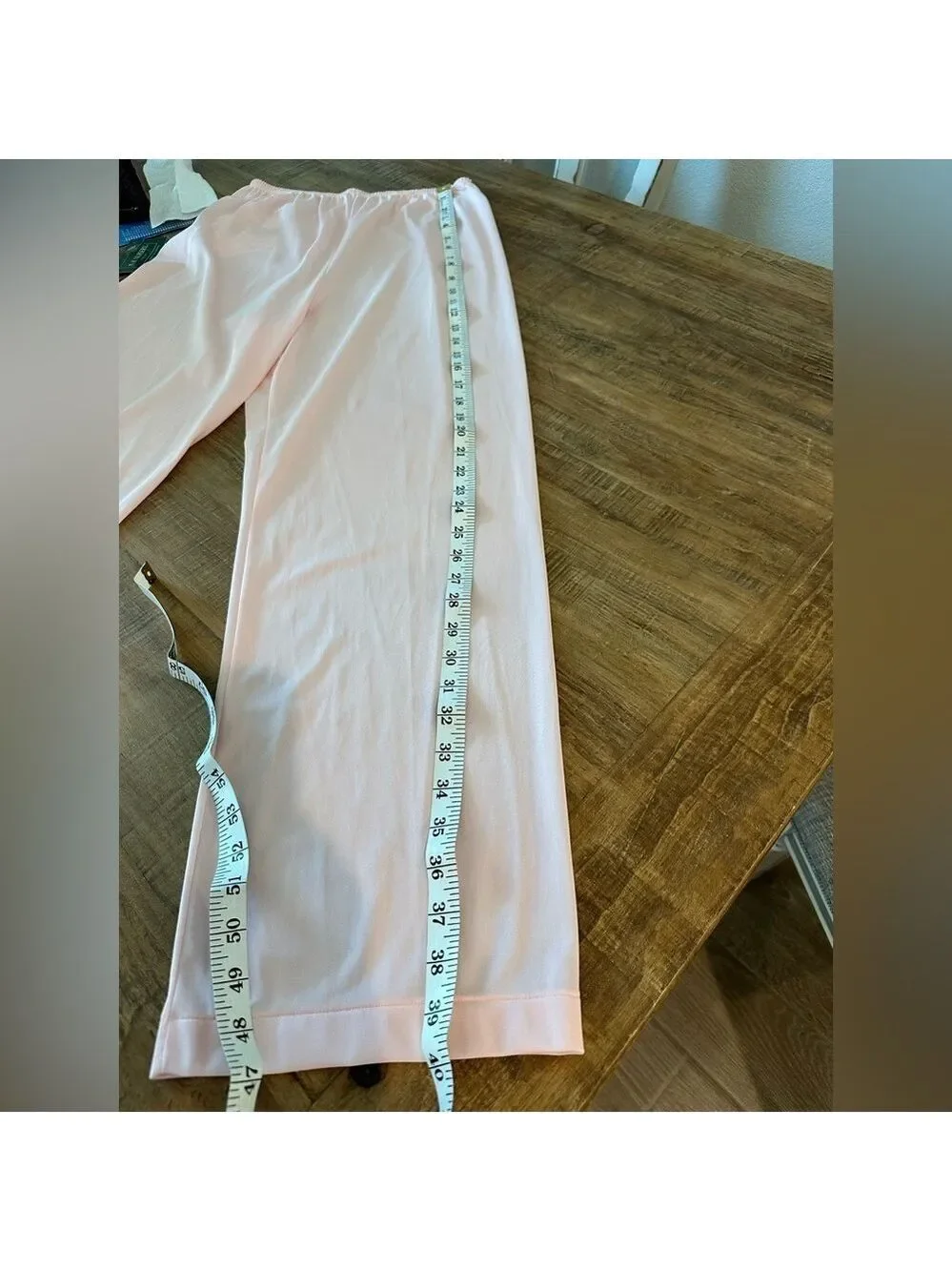 Vanity Fair Pink Pajama Pants. Size Medium. Excellent condition.